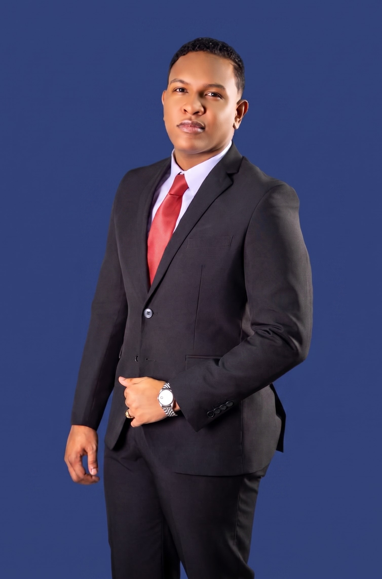 Luis Mercedes, asesor migratorio